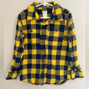 Carter’s Boys Flannel Button Down Shirt. Size 6.